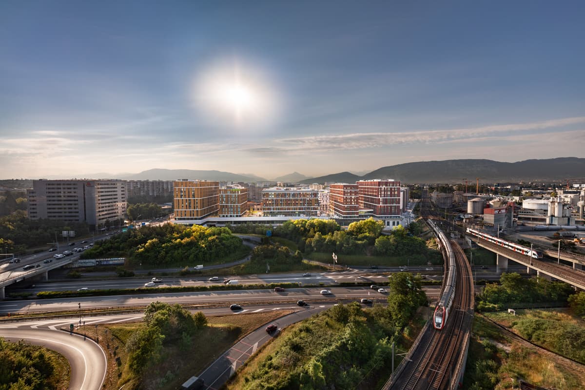View of Geneva Etang / Airport